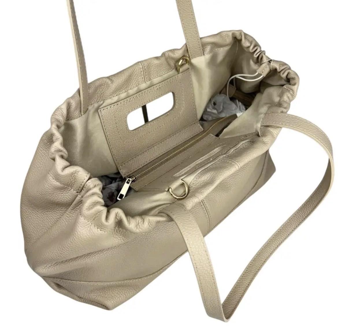 Miss Tote 063